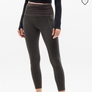 Athleta salutation stash foldover legging!